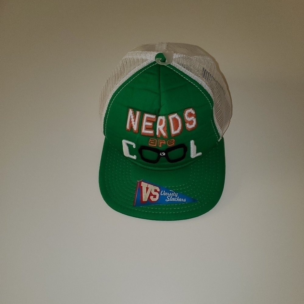 𝅺TRUCKER Style Nerds Are Cool hat